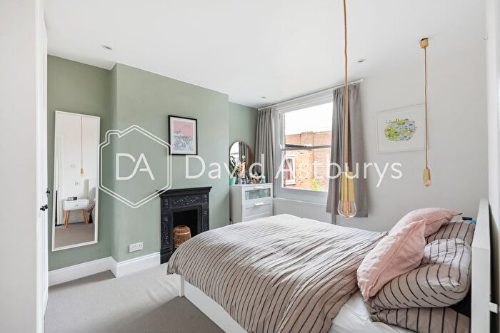 2 Bedroom Flat To Rent In The Campsbourne, Hornsey, London, N8