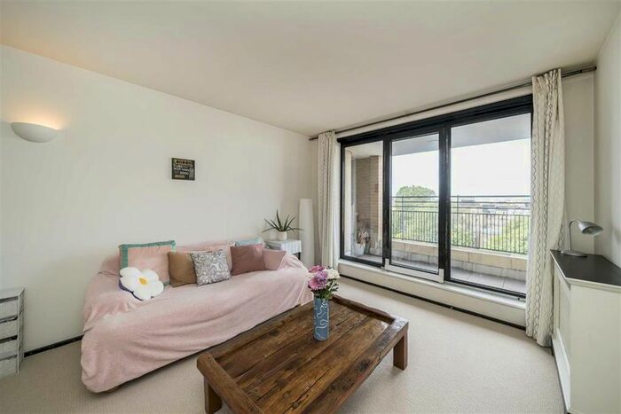 1 Bedroom Flat To Rent In Cromwell Road, London, SW7
