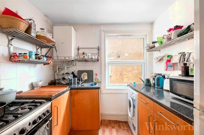 1 Bedroom Flat To Rent In Drakefell Road, New Cross, London, SE14