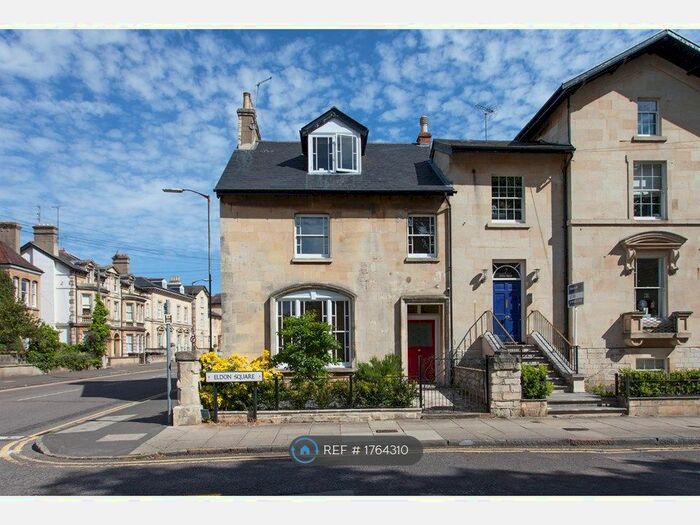 2 Bedroom Flat To Rent In Eldon Square, Reading, RG1