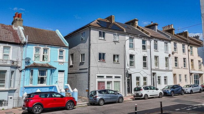 6 Bedroom End Of Terrace House For Sale In Tower Road, St. Leonards-On-Sea, TN37