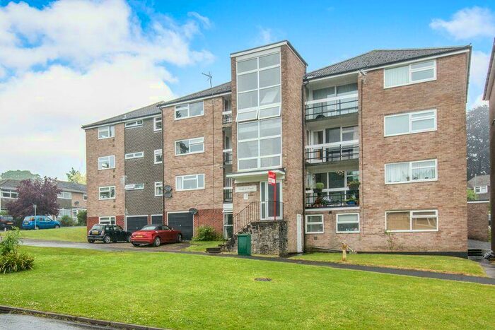 2 Bedroom Apartment To Rent In Northlands Drive, Winchester, SO23