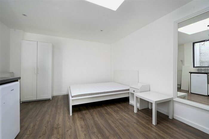 Studio To Rent In Chalk Farm Road, London NW1