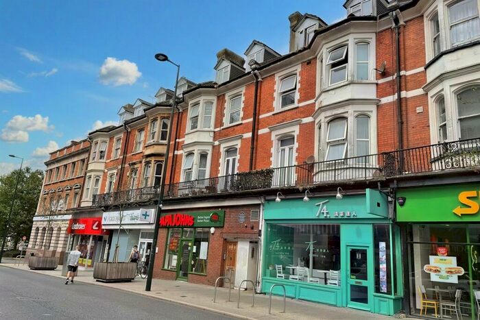 Flat To Rent In Bournemouth, BH8