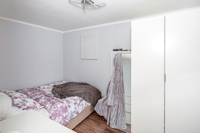 5 Bedroom Detached House For Sale In Hambleside, Bicester, OX26