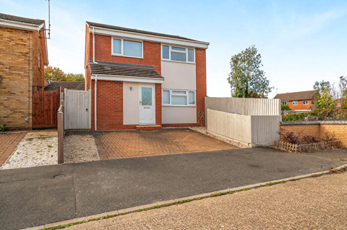 3 Bedroom Detached House For Sale In Sollys Way, Towcester, Northamptonshire, NN12