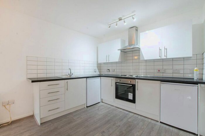 1 Bedroom Flat To Rent In Calderwood Street, Woolwich, London, SE18