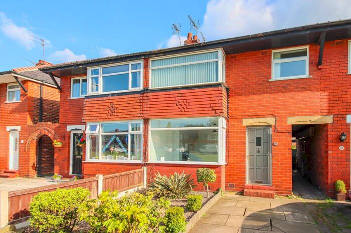 3 Bedroom Terraced House To Rent In Amersham Close, Davyhulme, Manchester, M41