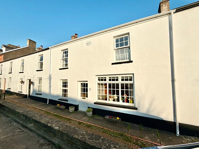 3 Bedroom Terraced House For Sale In Castle Street, Raglan, Usk, NP15