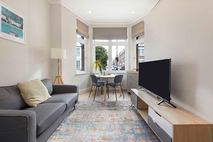 1 Bedroom Flat To Rent In Comeragh Road, West Kensington, W14