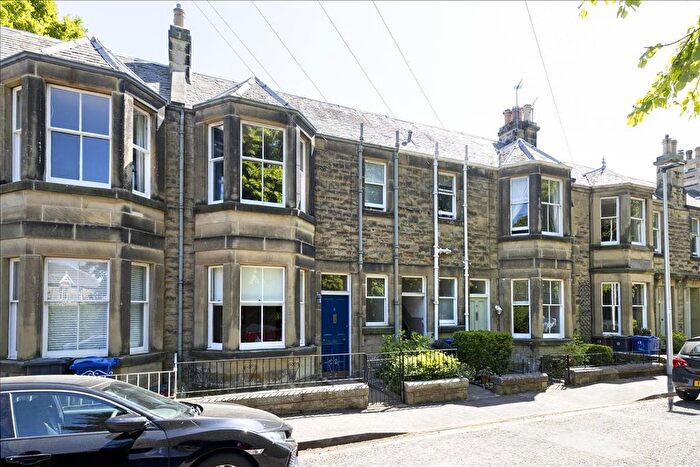 2 Bedroom Flat For Sale In Glenesk Crescent, Eskbank, EH22