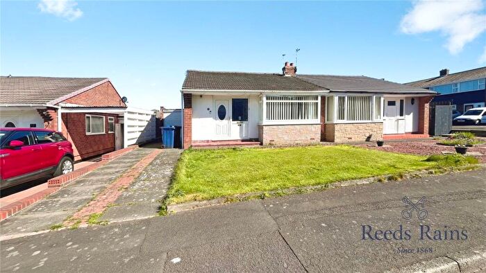 2 Bedroom Bungalow For Sale In Eshmere Crescent, Newcastle Upon Tyne, Tyne And Wear, NE5