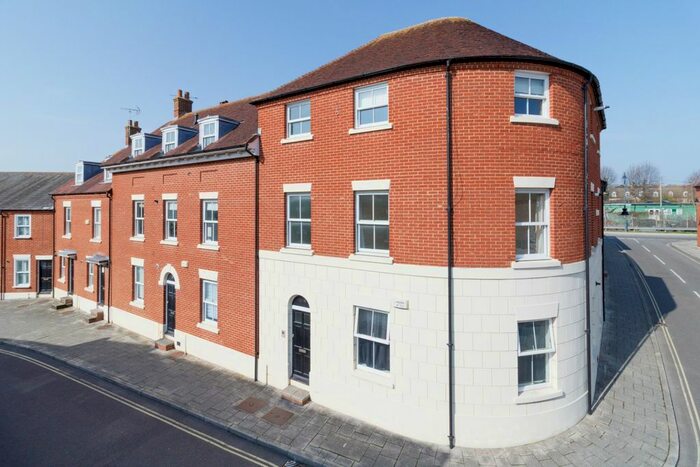 2 Bedroom Flat To Rent In Orient Place, Canterbury, CT2