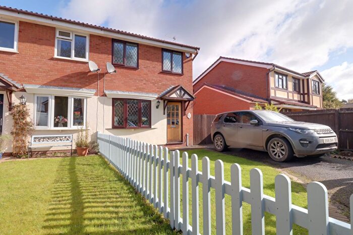 2 Bedroom Semi-Detached House To Rent In Sweet Chestnut Grove, The Rock, TF3