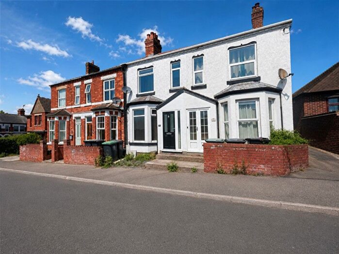 2 Bedroom Terraced House For Sale In Harcourt Street, Raunds, Wellingborough, Northamptonshire, NN9