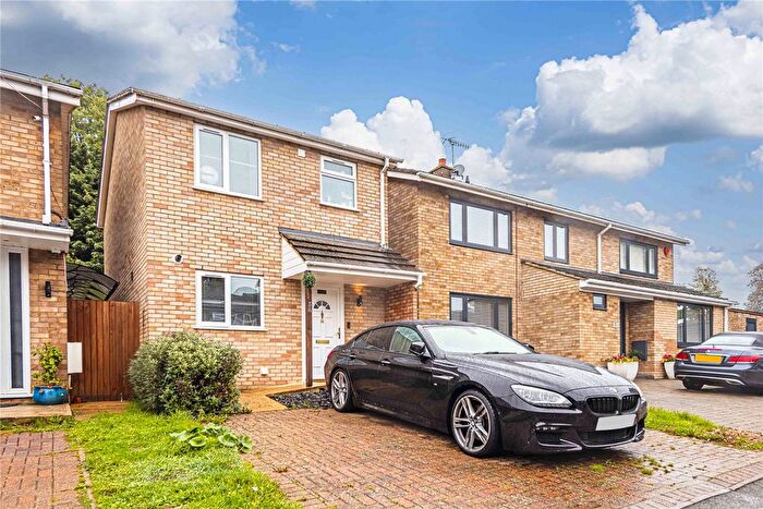 3 Bedroom Detached House For Sale In Pallas Road, Hemel Hempstead, HP2