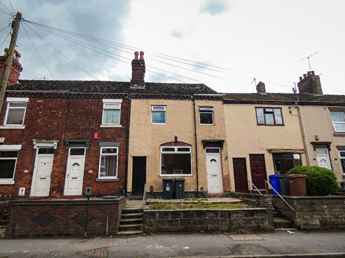 3 Bedroom Terraced House To Rent In Werrington Road, Stoke-On-Trent, ST2
