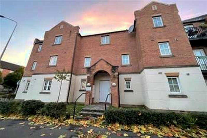 2 Bedroom Flat To Rent In Waun Ddyfal, Cardiff, CF14