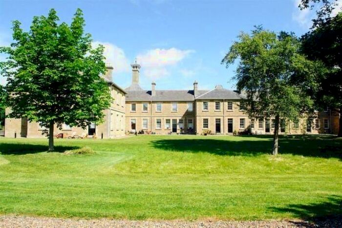 2 Bedroom Flat To Rent In Lanesborough Court, Newcastle Upon Tyne, Tyne And Wear, NE3