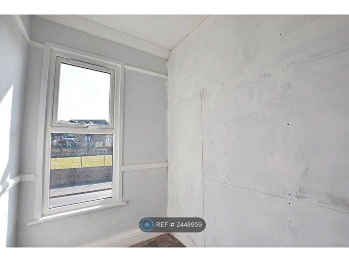 2 Bedroom Terraced House To Rent In Lower Road, Belvedere, DA17