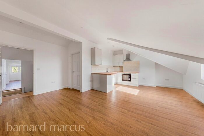 1 Bedroom Flat To Rent In Morland Road, Addiscombe, Croydon, CR0