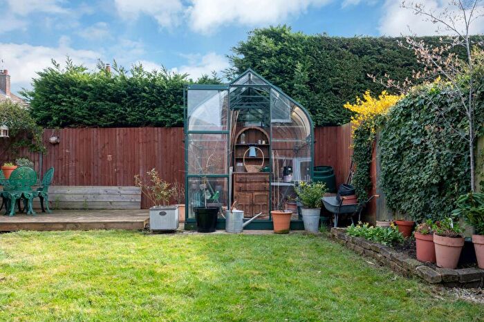 3 Bedroom Semi Detached House For Sale In Hawthorn Drive, Melton Mowbray, LE13