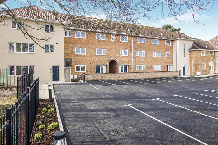 2 Bedroom Flat To Rent In Ashley Road, Poole, Dorset, BH14