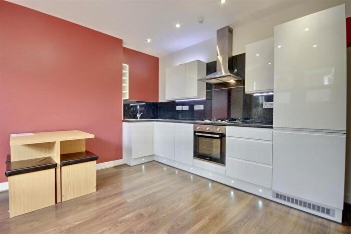 2 Bedroom Flat To Rent In Festing Road, Southsea, PO4