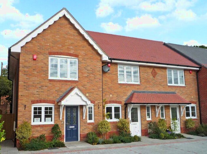 2 Bedroom Semi-Detached House To Rent In Bushnell Place, Maidenhead, Berkshire, SL6