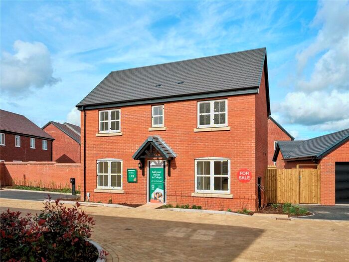 3 Bedroom Detached House For Sale In Sonnet Park, Banbury Road, Stratford-upon-Avon, Warwickshire, CV37