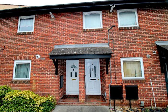 1 Bedroom Flat For Sale In Stanley Street, Luton, LU1