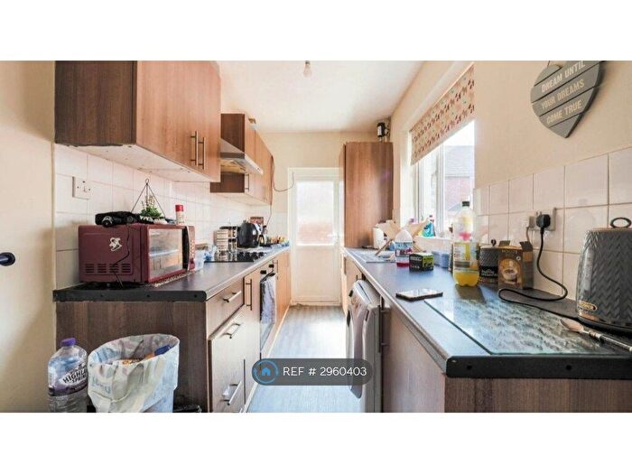 2 Bedroom Semi Detached House To Rent In Stanley St, Gainsborough, DN21