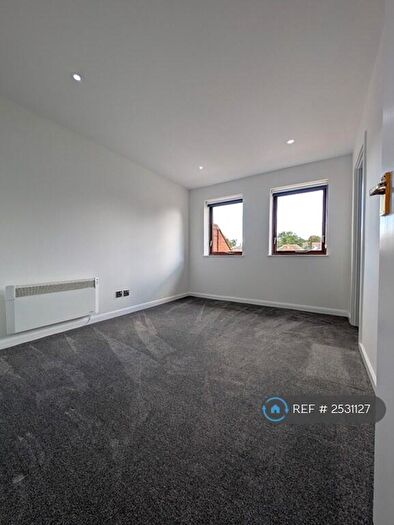 1 Bedroom Flat To Rent In Boullen Court, Sutton, SM1