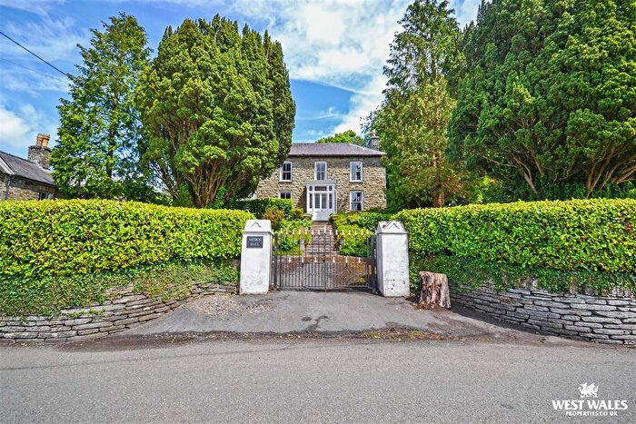 7 Bedroom Detached House For Sale In Dre-Fach Felindre, Llandysul, SA44