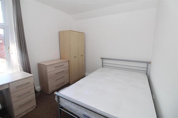 1 Bedroom House To Rent In Colum Road, Cathays, Cardiff, CF10
