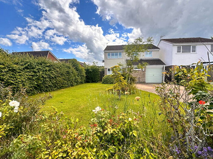 5 Bedroom Detached House For Sale In Welland Way, Oakham, LE15