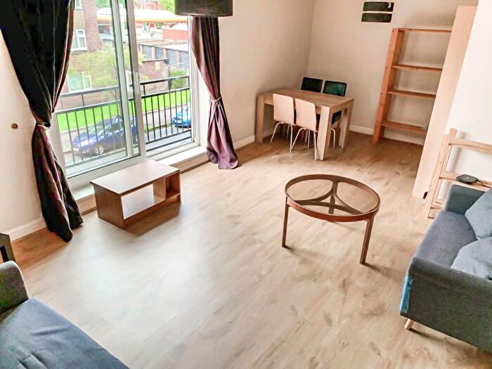 3 Bedroom Flat To Rent In The Deansgate, Whiteoak Road, Manchester, M14