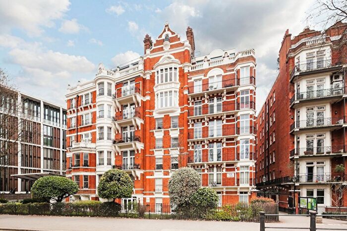 8 Bedroom Flat To Rent In Knightsbridge, London, SW1X