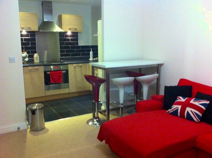 2 Bedroom Flat To Rent In Harvil Court, Mornington Close, London, NW9