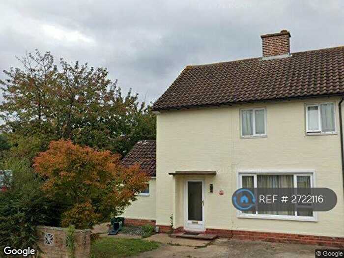 3 Bedroom End Of Terrace House To Rent In Gloucester Avenue, Colchester, CO2