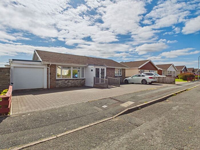 5 Bedroom Detached Bungalow For Sale In Westhill Avenue, Milford Haven, SA73