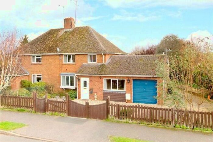 4 Bedroom Semi-Detached House To Rent In Purcel Drive, Newport Pagnel, MK16