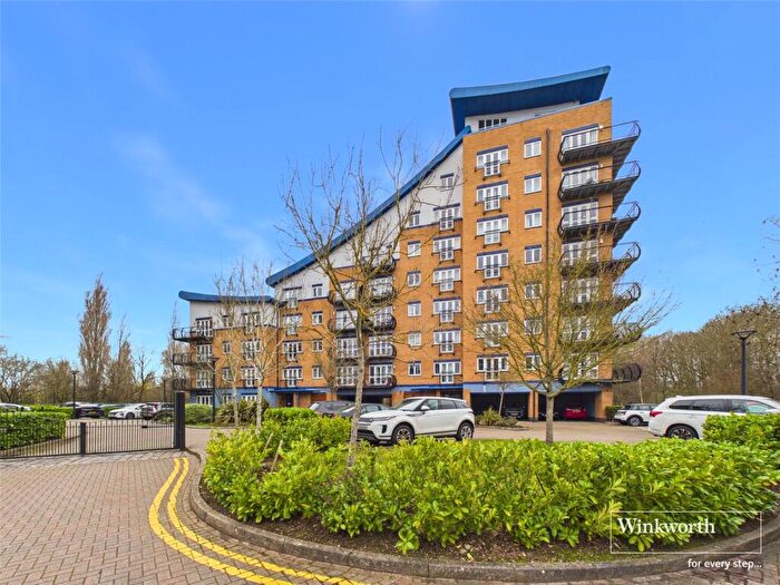 2 Bedroom Apartment For Sale In Luscinia View, Napier Road, Reading, Berkshire, RG1