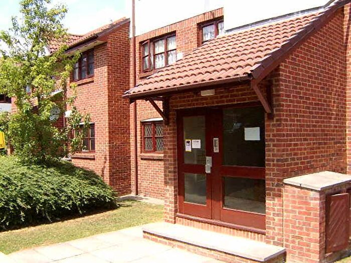 Studio To Rent In Chalice Way, Greenhithe, DA9