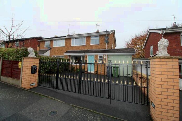 3 Bedroom Semi-Detached House For Sale In Orchard Close, Rock, Kidderminster, DY14