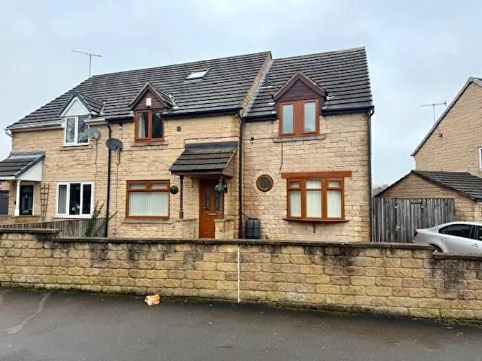 5 Bedroom Semi Detached House For Sale In Woodfield Close, Idle, Bradford, BD10