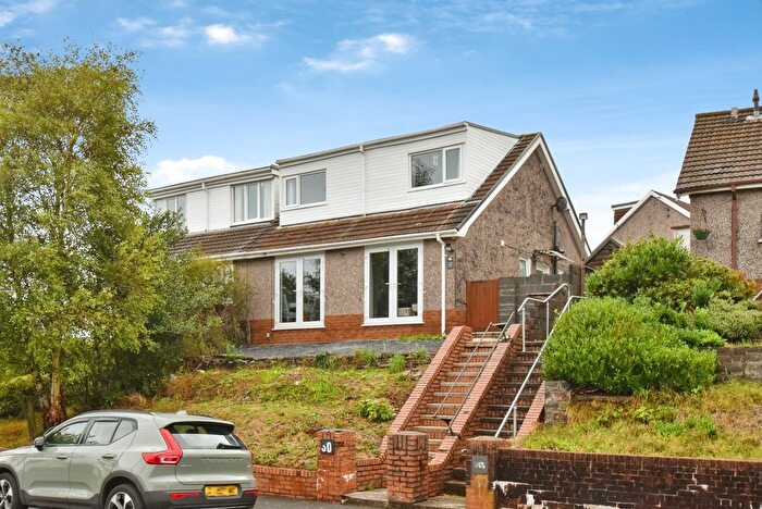 2 Bedroom Bungalow For Sale In Greenfield Crescent, Llansamlet, Swansea, SA7