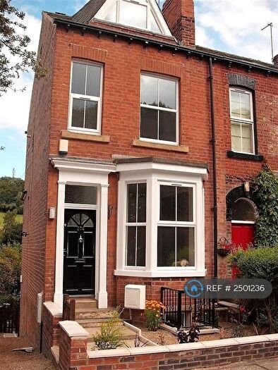 4 Bedroom End Of Terrace House To Rent In Meanwood Road, Leeds, LS7