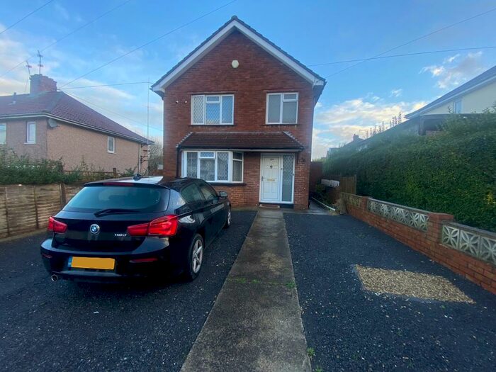 4 Bedroom House To Rent In Frampton Crescent, BS16