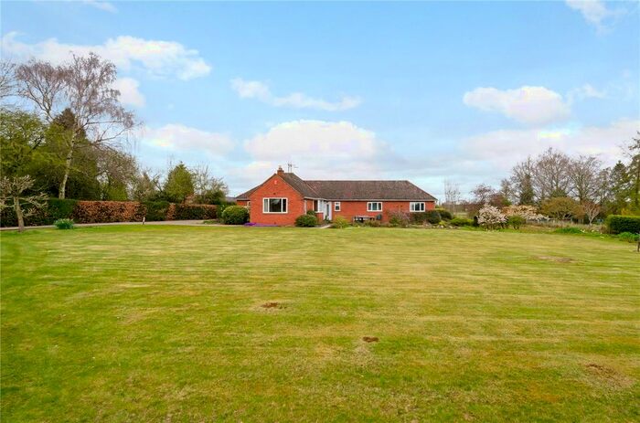 5 Bedroom Bungalow For Sale In Rushock, Droitwich, WR9
